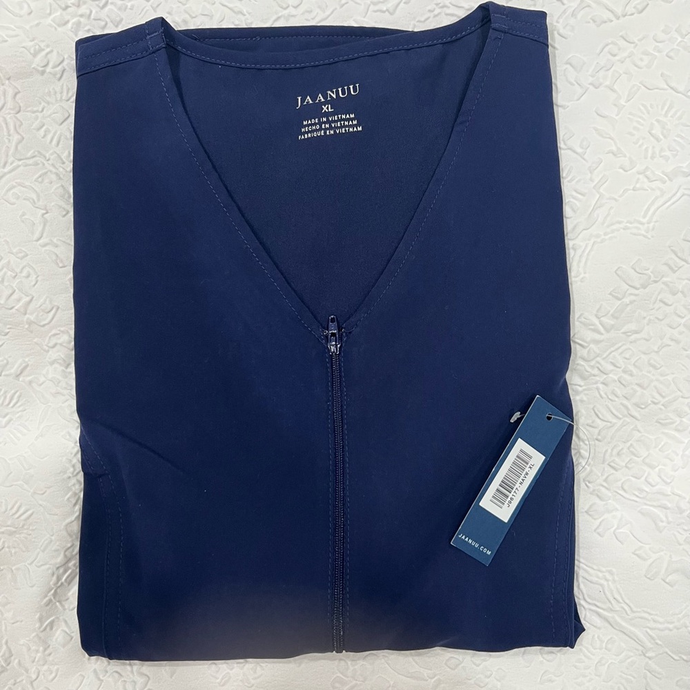 NWT Navy Women’s Jaanuu Scrub Set
